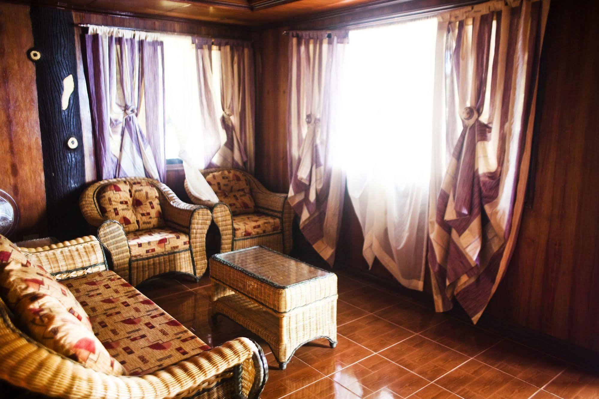 Vitton Resort Donsol Exterior foto